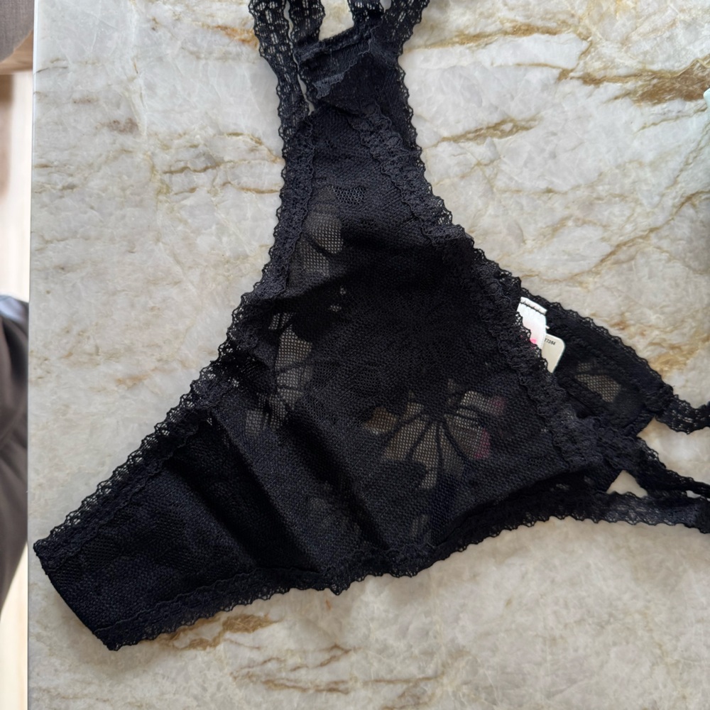 PINK! NWT size L lace thong color, black cream and gray BUNDLE